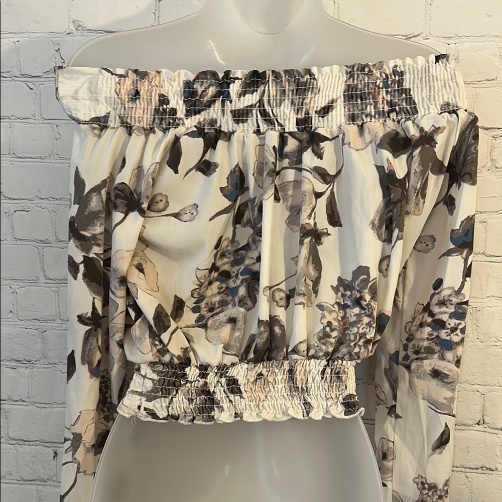 Altar’d State Floral Off-Shoulder Women's Top - Picture 5 of 6